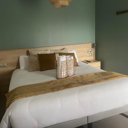 Chambre Privatisee L'Ermitage Vue Sur La Mayenne Chateau-Gontier Exterior photo